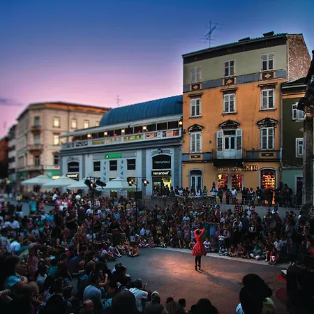 Amazing In With Wifi * Galižana