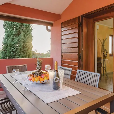 3 Bedroom Stunning In Galižana
