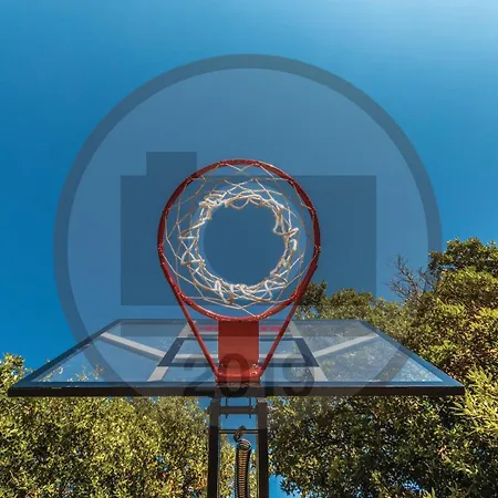 Апартаменты Amazing In With Wifi *