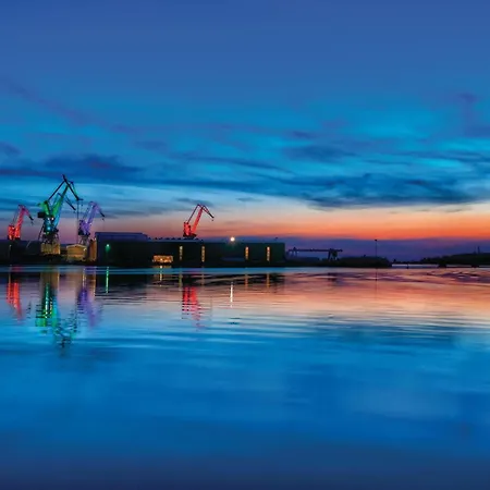 Апартаменты Amazing In With Wifi *