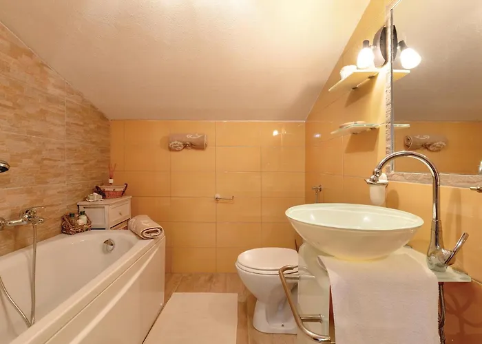 아파트 Amazing In With Wifi Galižana