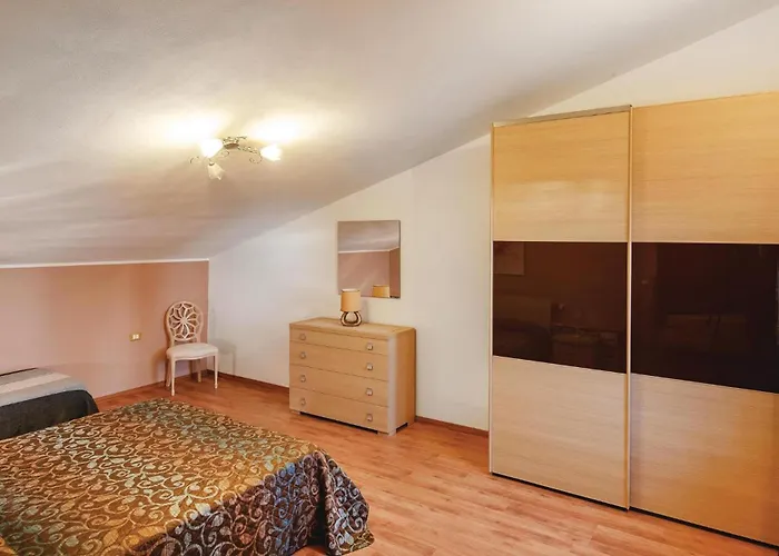 아파트 Amazing In With Wifi Galižana