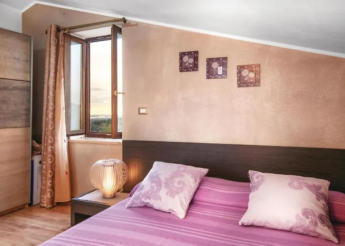 아파트 Amazing In With Wifi Galižana